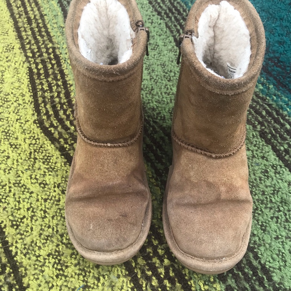 BearPaw Elle Hickory Zip Up Boots